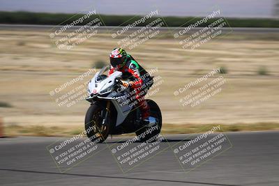 media/Aug-04-2024-TrackDaz (Sun) [[e1ff0814b6]]/Group A/Grid/